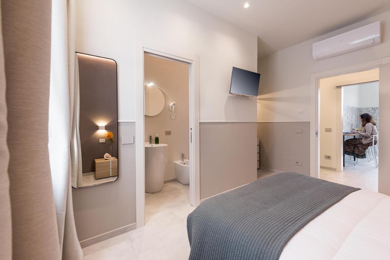 Oltremare Hotel Follonica Buitenkant foto